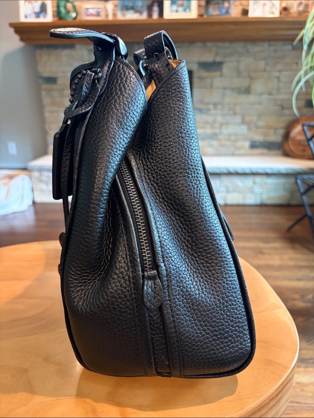 Coach Shoulder Bag - Picture 9 of 11